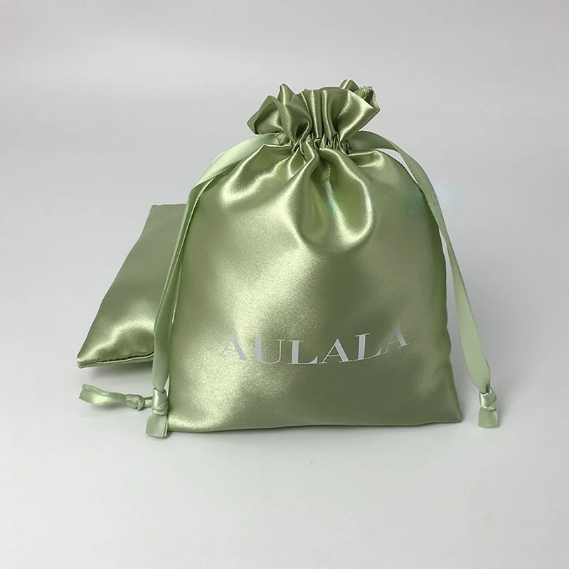 Satynowe woreczki na biżuterię – Luxury Skincare Packaging recenzja i cena